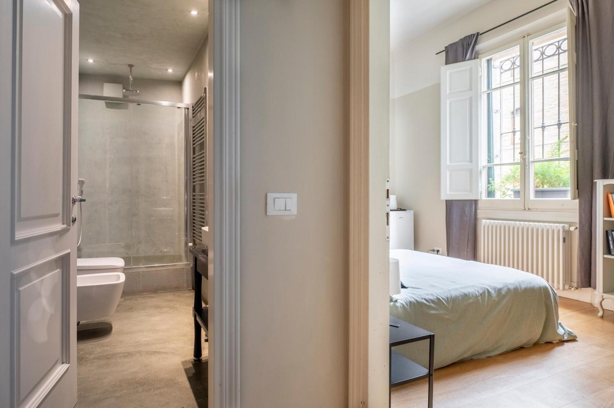 Boutique Apartment With Private Rooms And Garden Oasis Florence Exterior photo